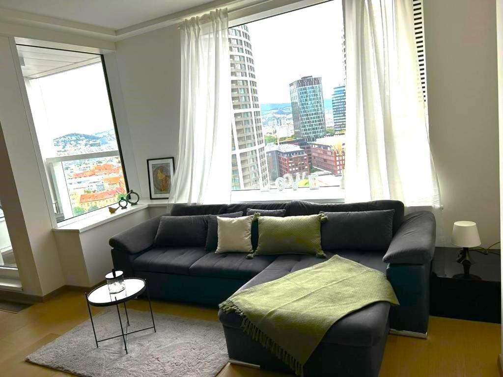 Skau Panorama Family & Business Apartment City View Free Parking Bratislava Exterior foto